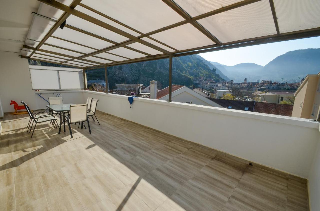 Tea Apartment